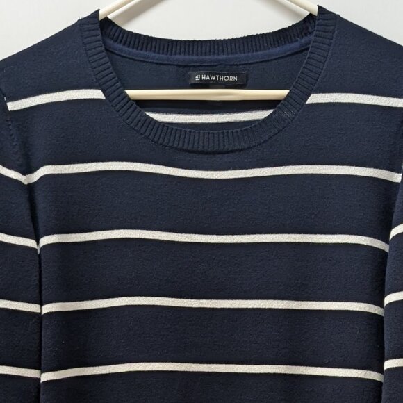 41 Hawthorn Aubree Fine Gauge Crewneck Sweater in Navy - Picture 6 of 10